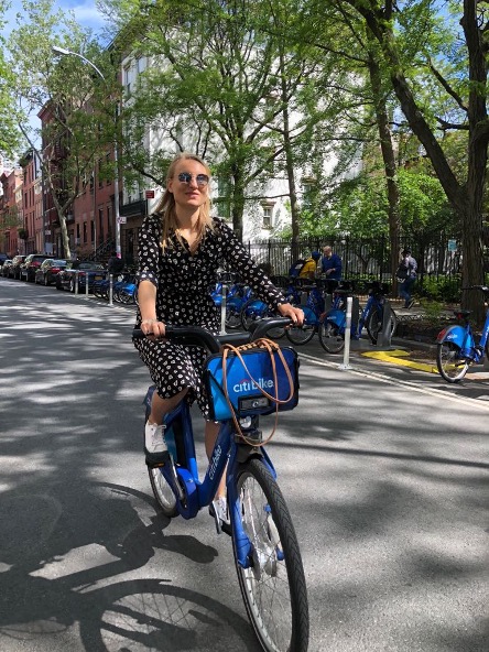 Picture of Anna Luten on a Citibike